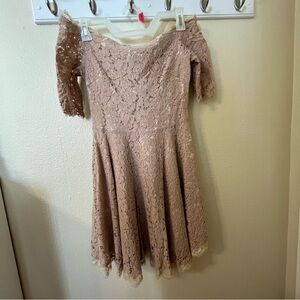 Elegant Lace Off-Shoulder Dress